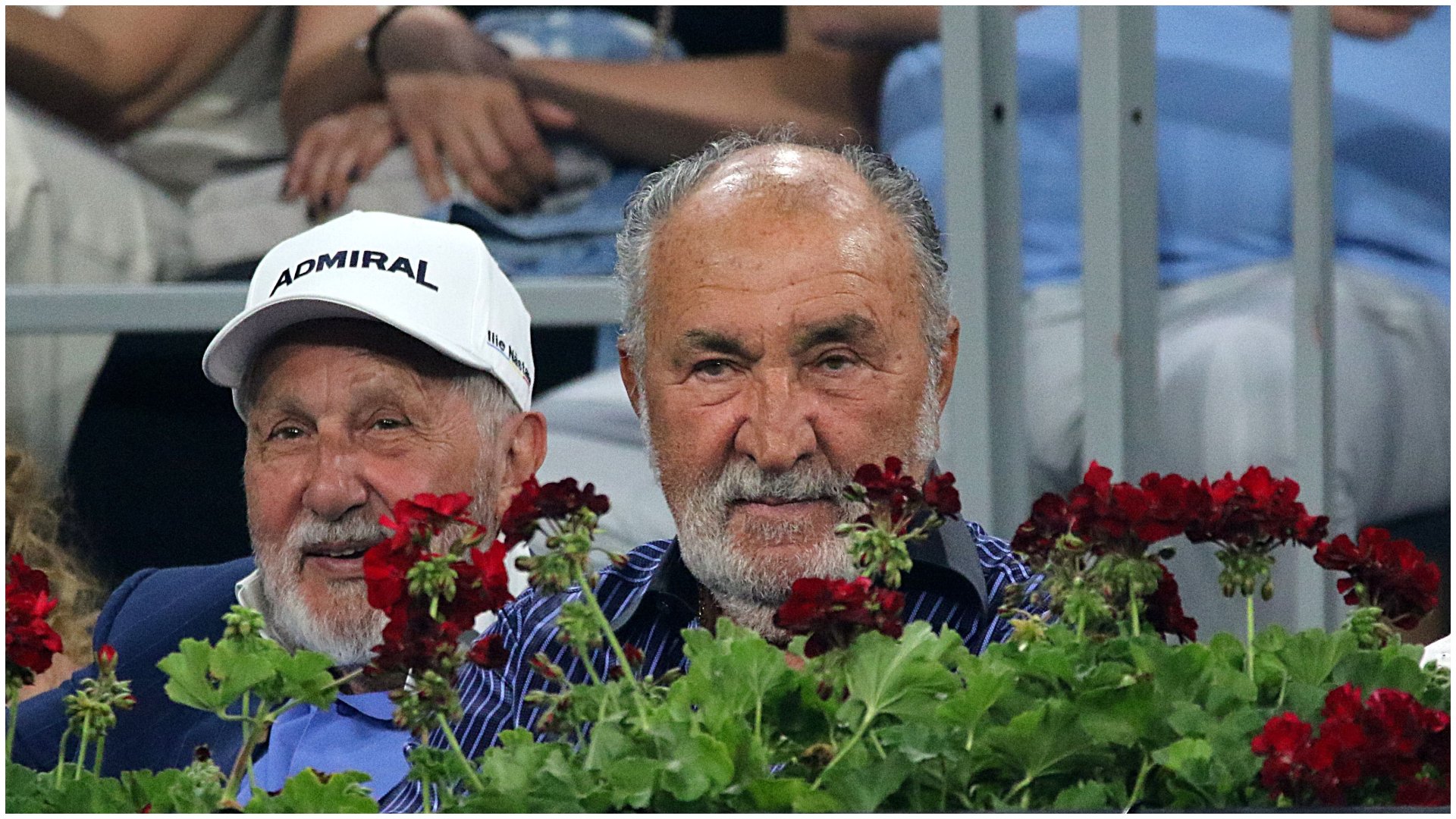 Ilie Năstase, marele tenismen român care a fost primul lider mondial al clasamentului ATP, a făcut recent dezvăluiri surprinzătoare despre prietenia sa cu Ion Țiriac, afaceristul și fostul jucător de tenis cu care are o relație de mai bine de jumătate de secol