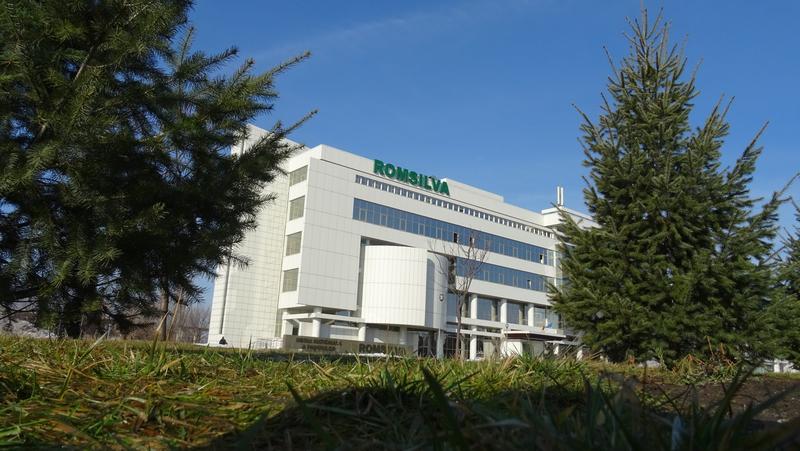 Reducere drastică a numărului de directori la Romsilva: de la 41 la 19 Organizația Națională pentru Păduri Romsilva va suferi o schimbare radicală în forma și structura sa de conducere, după ce Guvernul a aprobat, recent, reducerea numărului de direcții silvice