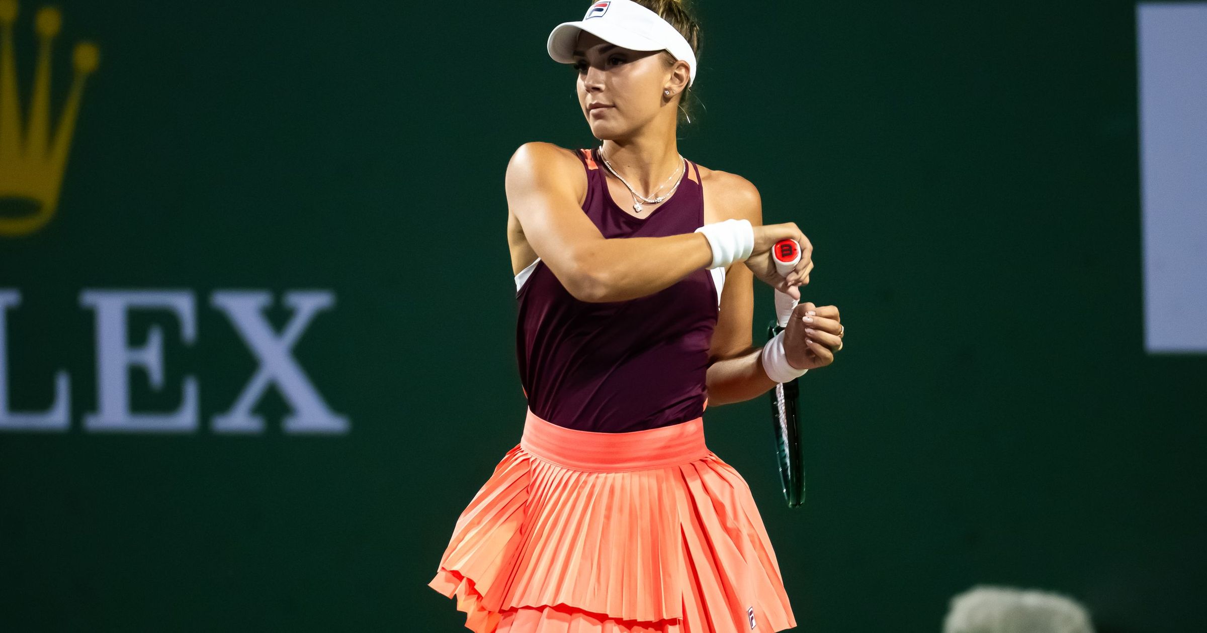 Rezultate istorice la Indian Wells pentru tenisul românesc: Jaqueline Cristian și Sorana Cîrstea în turul 3 Turneul WTA 1000 de la Indian Wells a adus surprize și performanțe deosebite pentru români, iar cele două sportive în continuare în cursa pentru trofeu demonstrează că nivelul tenisului românesc nu încetează să surpreindă