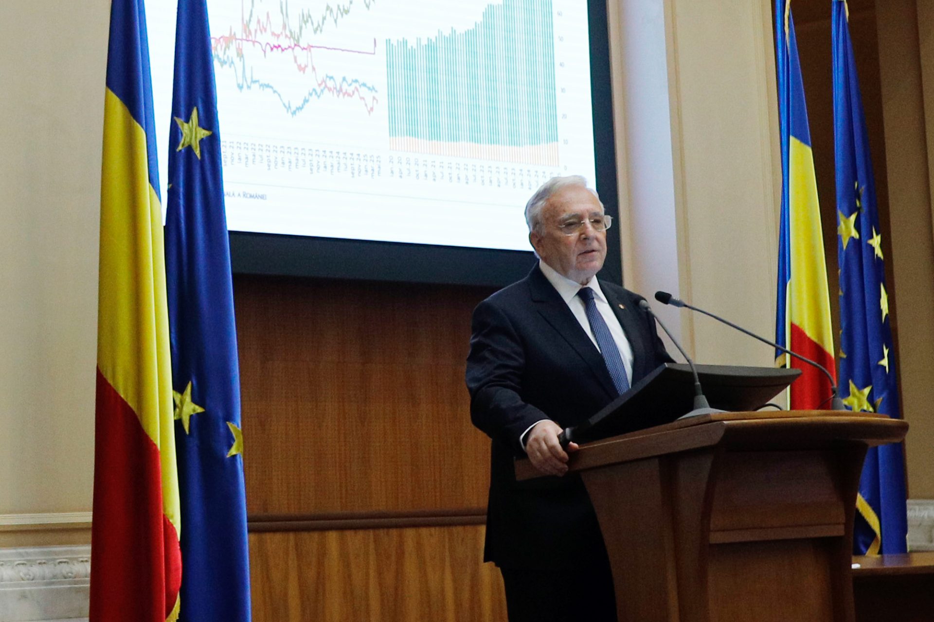 România se află sub presiunea unui deficit bugetar în creștere, fiind aproape de a rescrie o pagină dificilă a economiei sale