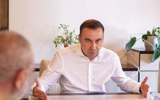 Bogdan Ivan gestionează 4 miliarde euro, de cinci ori mai mult decât bugetul Ministerului Energiei.