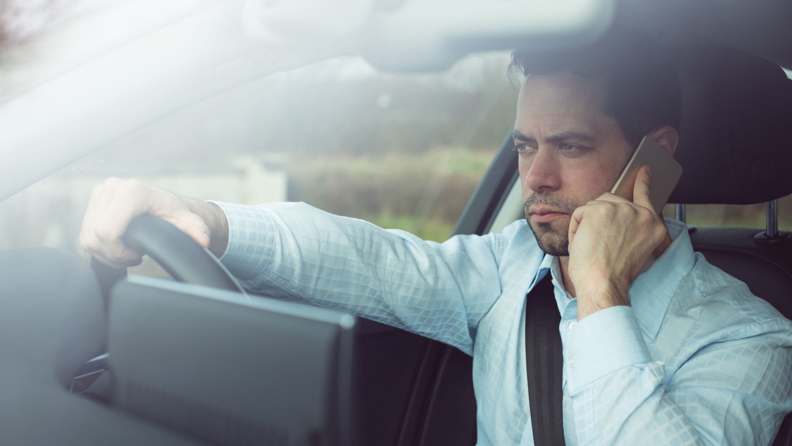 Poliția Română a făcut lumină asupra unui aspect adesea ignorat în trafic: mașinile cu volan pe dreapta, în special cele provenite din afara țării, continuă să reprezinte un pericol crescut pe drumurile publice