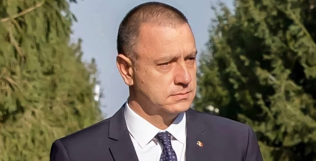 Mihai Fifor critică dur poziția României față de criza din Orientul Mijlociu, evidențiind lipsa de reacție și planuri concrete pentru salvarea cetățenilor români afectați de conflict