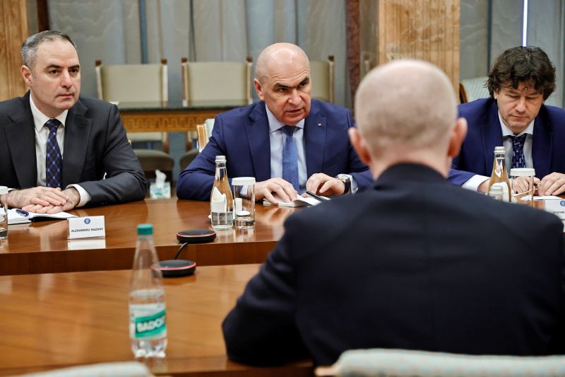 România își păstrează încrederea investitorilor internaționali, odată cu anunțarea de către Moody’s Ratings a deciziei de a menține ratingul suveran al țării la nivelul Baa3, cel mai scăzut grad recomandat investițiilor