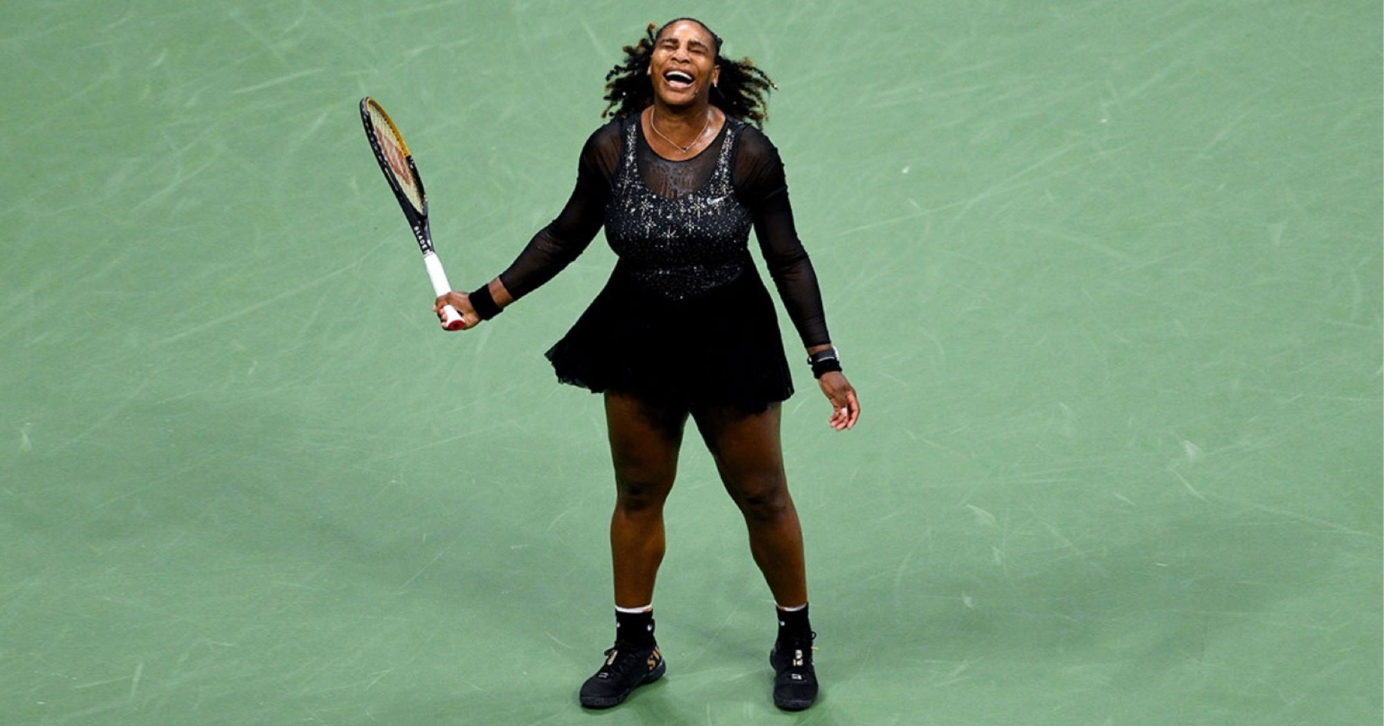 Serena Williams și-a oficializat retragerea din tenis în 2022, dar decizia de a părăsi scena sportivă a fost anunțată cu mult timp înainte, într-o apariție remarcabilă pe coperta Vogue America din august