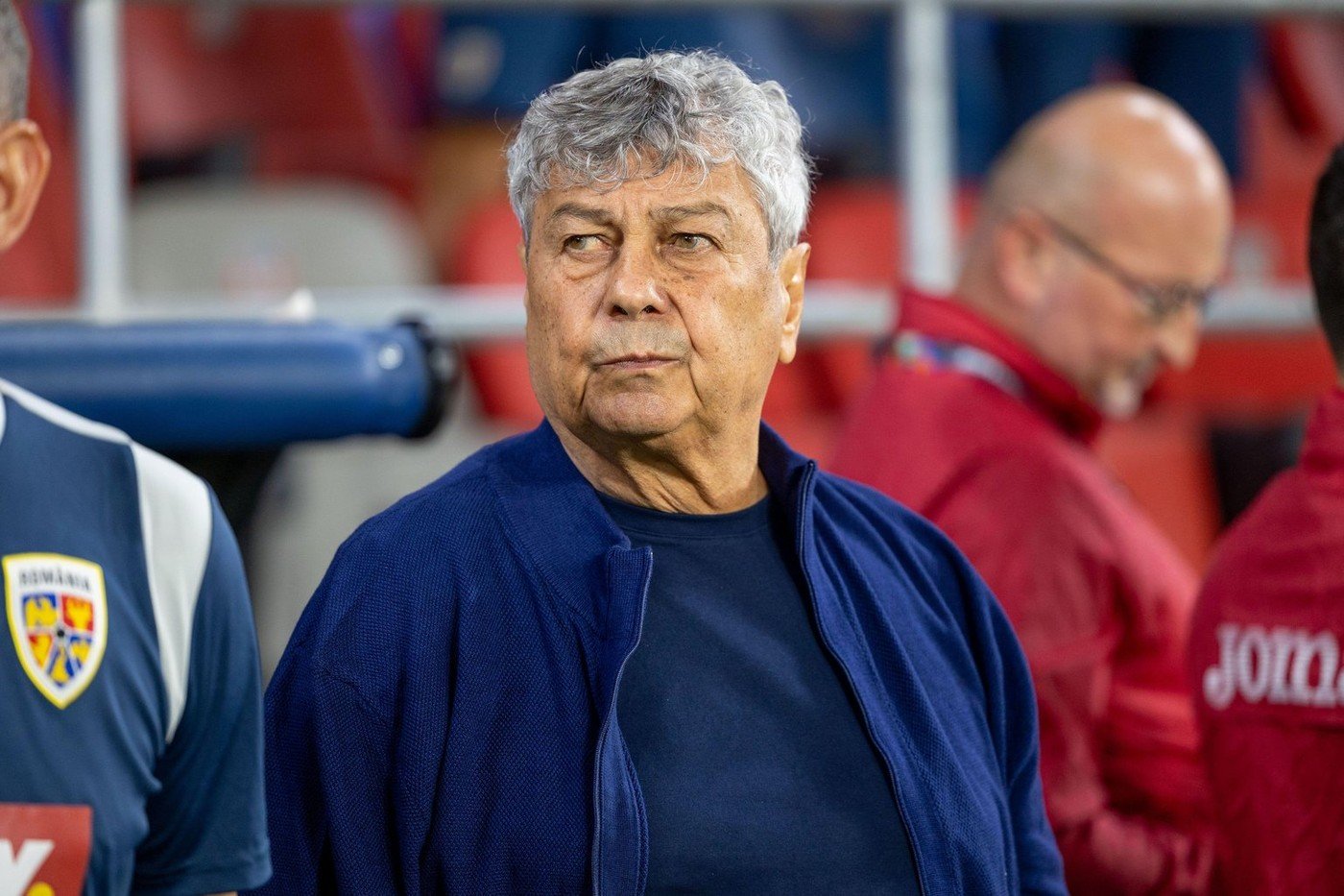 Mircea Lucescu a leșinat în cadrul cantonamentului echipei naționale de fotbal a României, chiar înainte de plecarea spre Slovenia pentru meciul amical programat marți seara