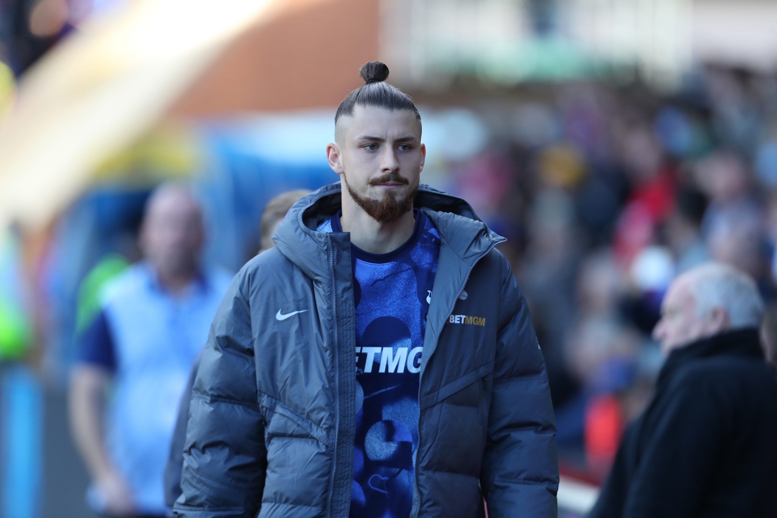 Tottenham Hotspur se află într-o criză fără precedent în acest sezon și riscă să devină prima echipă din istoria recentă a clubului care retrogradează din Premier League, în ciuda faptului că Londra are în acest moment o reprezentantă pe scena internațională