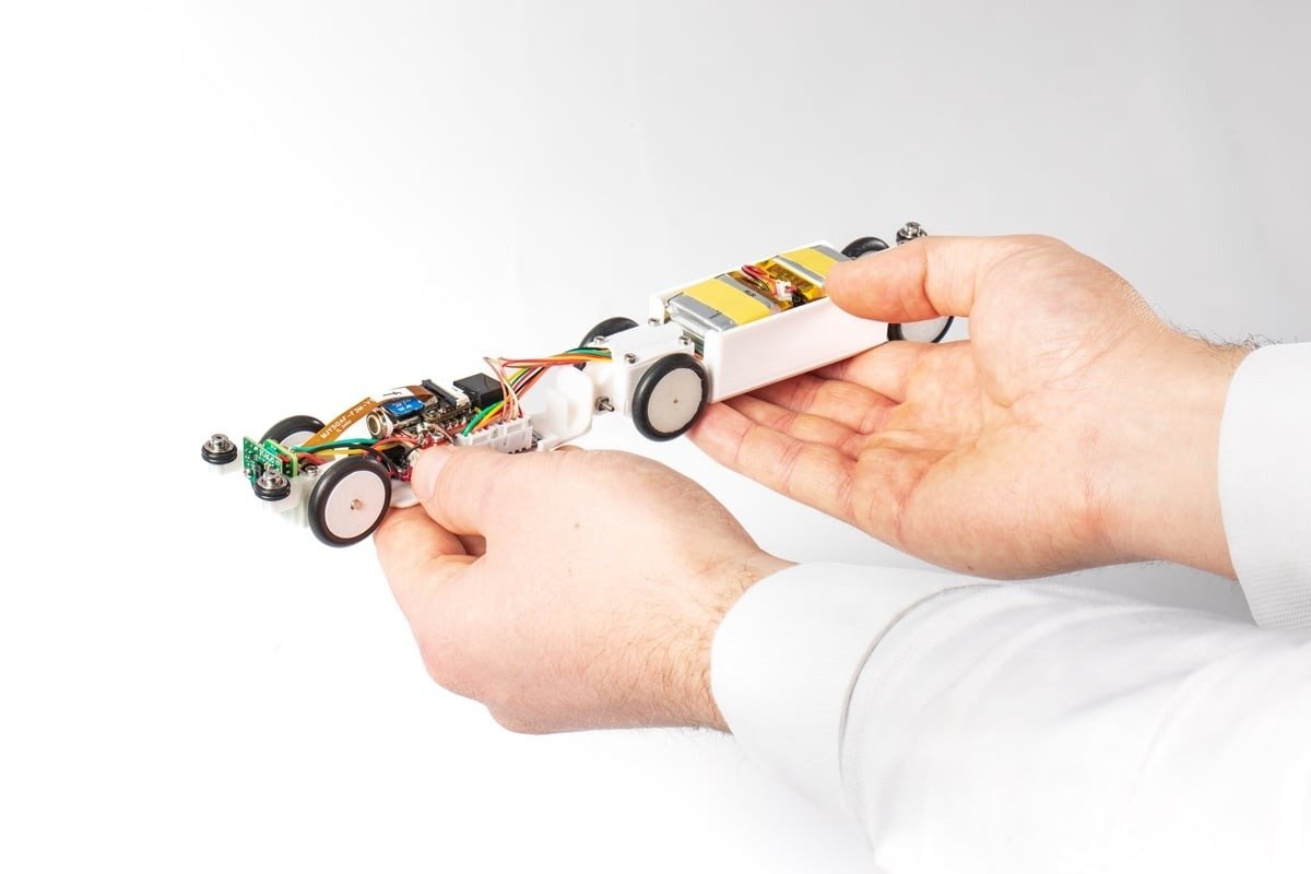 Robotul „șoarece” de întreținere a Large Hadron Collider