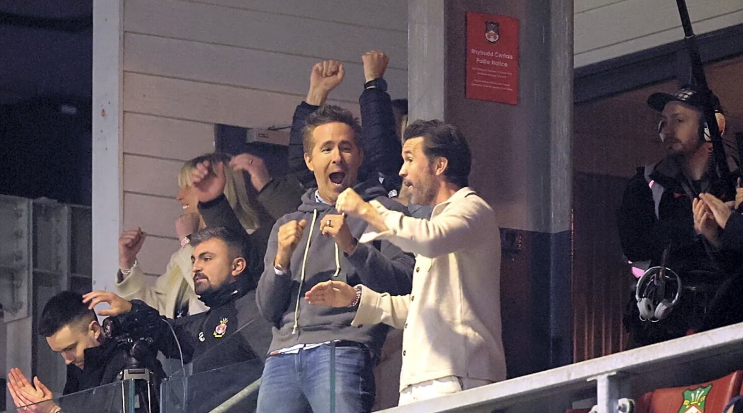 Chelsea a reușit o calificare dramatică în sferturile de finală ale Cupei Angliei, după o va-ntură învingătoare pe terenul lui Wrexham FC, într-un meci care a ținut spectatorii cu sufletul la gură până în ultimul minut