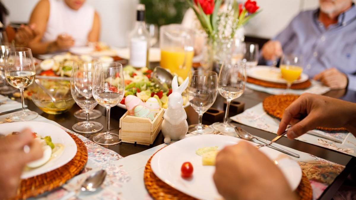 Vacanța de Paște în Poiana Brașov s-a scumpit cu 10% în 2026, față de anul anterior, iar prețurile pachetelor pentru sărbători pornesc de la 560 de lei și pot ajunge până la 2.500 de lei