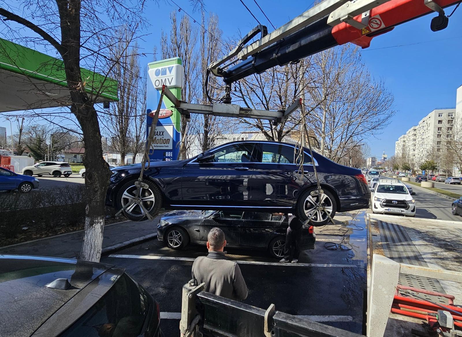 Primăria Sector 4 demarează acțiuni masive pentru curățenie și ridicare ilegală a mașinilor Primăria Sector 4 a anunțat o serie de măsuri concrete pentru a asigura fluidizarea traficului și igienizarea zonelor publice