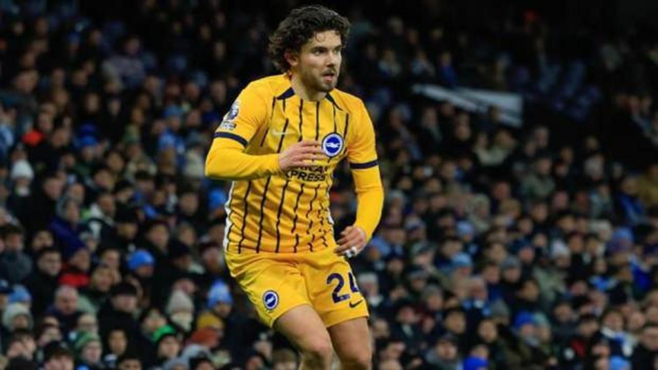 Ferdi Kadıoğlu, jucătorul de 26 de ani de la Brighton, devine tot mai des subiect de discuție în presa internațională de specialitate, după evoluțiile sale remarcabile din acest sezon