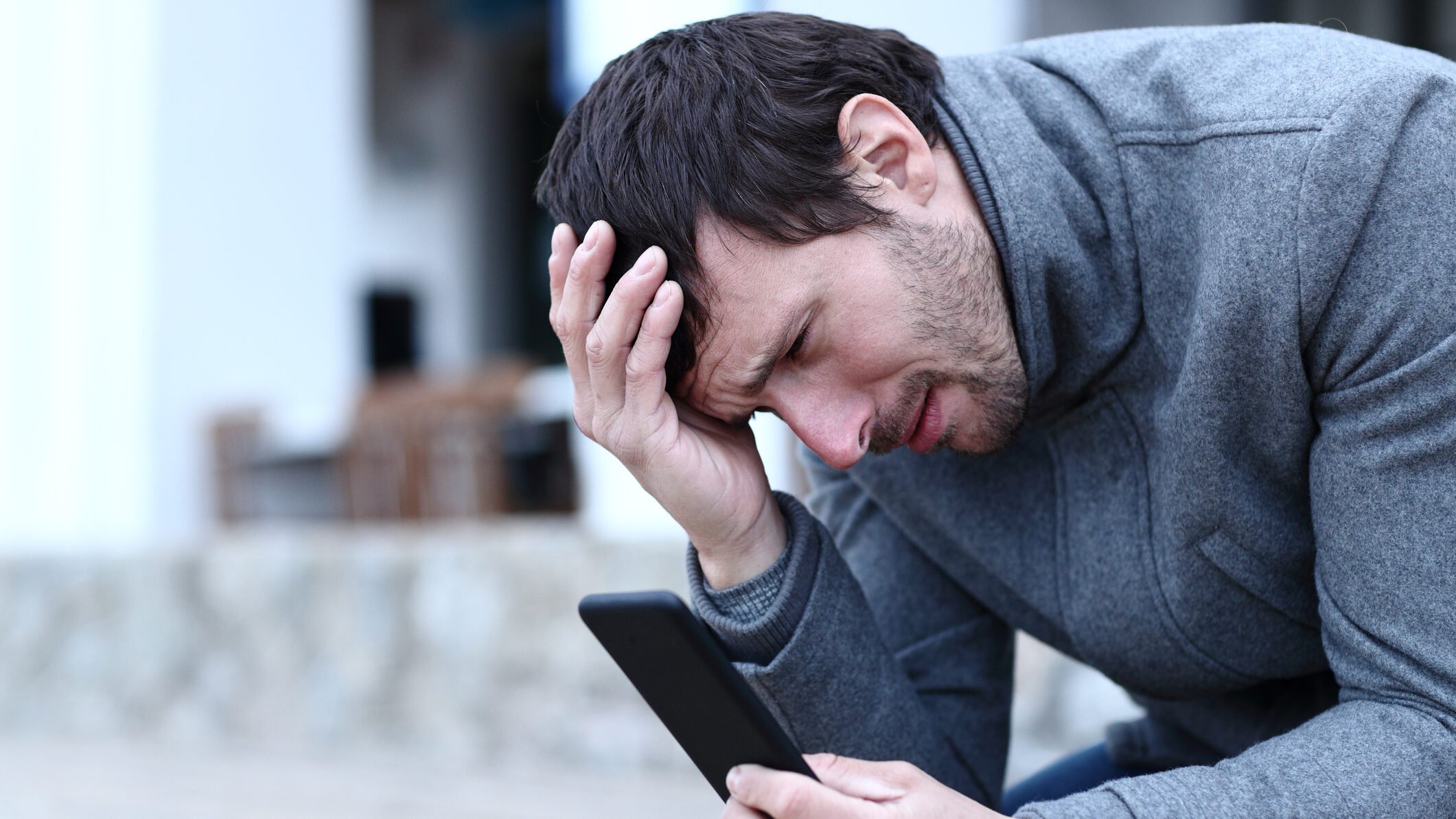 O nouă tehnică frauduloasă, cunoscută sub denumirea de malvertising, /a apărut recent pe scena criminalităţii cibernetice şi amenință siguranța datelor personale și bancare ale utilizatorilor de internet din România