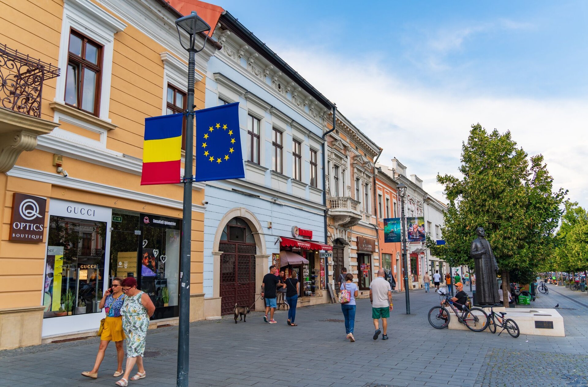 Start de an dificil pentru turismul românesc: scădere a sosirilor, dar creștere a vizitatorilor internaționali Luna ianuarie a adus primele semnale ale unui an cu provocări pentru industria turismului din România