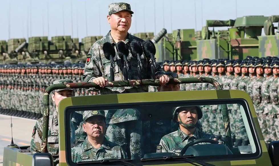 China își majorează bugetul pentru apărare, dar menține diferența semnificativă față de Statele Unite China a anunțat joi intenția de a crește bugetul pentru apărare cu 7% în anul 2026, un ritm ușor mai lent decât în anul anterior, când majorarea fusese de 7,2%