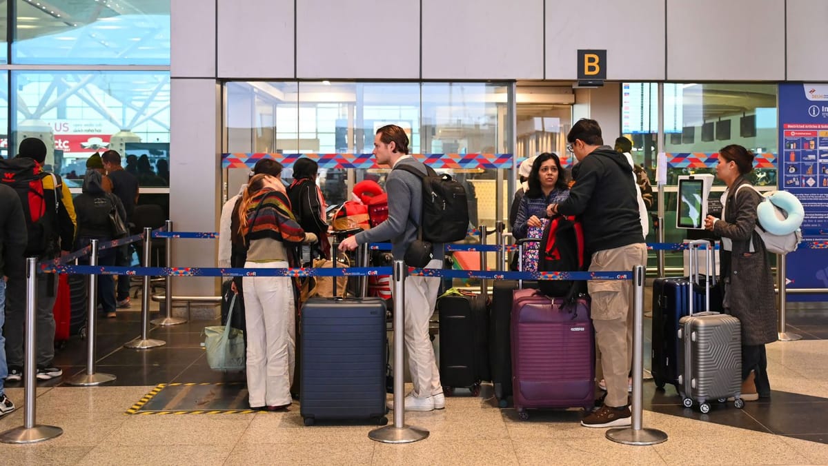 Avertisment pentru românii care iau decizia de a anula vacanțele în contextul tensiunilor internaționale În timp ce lumea pare să fie cu ochii pe zonele de conflict, românii care planifică vacanțe în destinații din Orientul Mijlociu trebuie să fie extrem de precauți