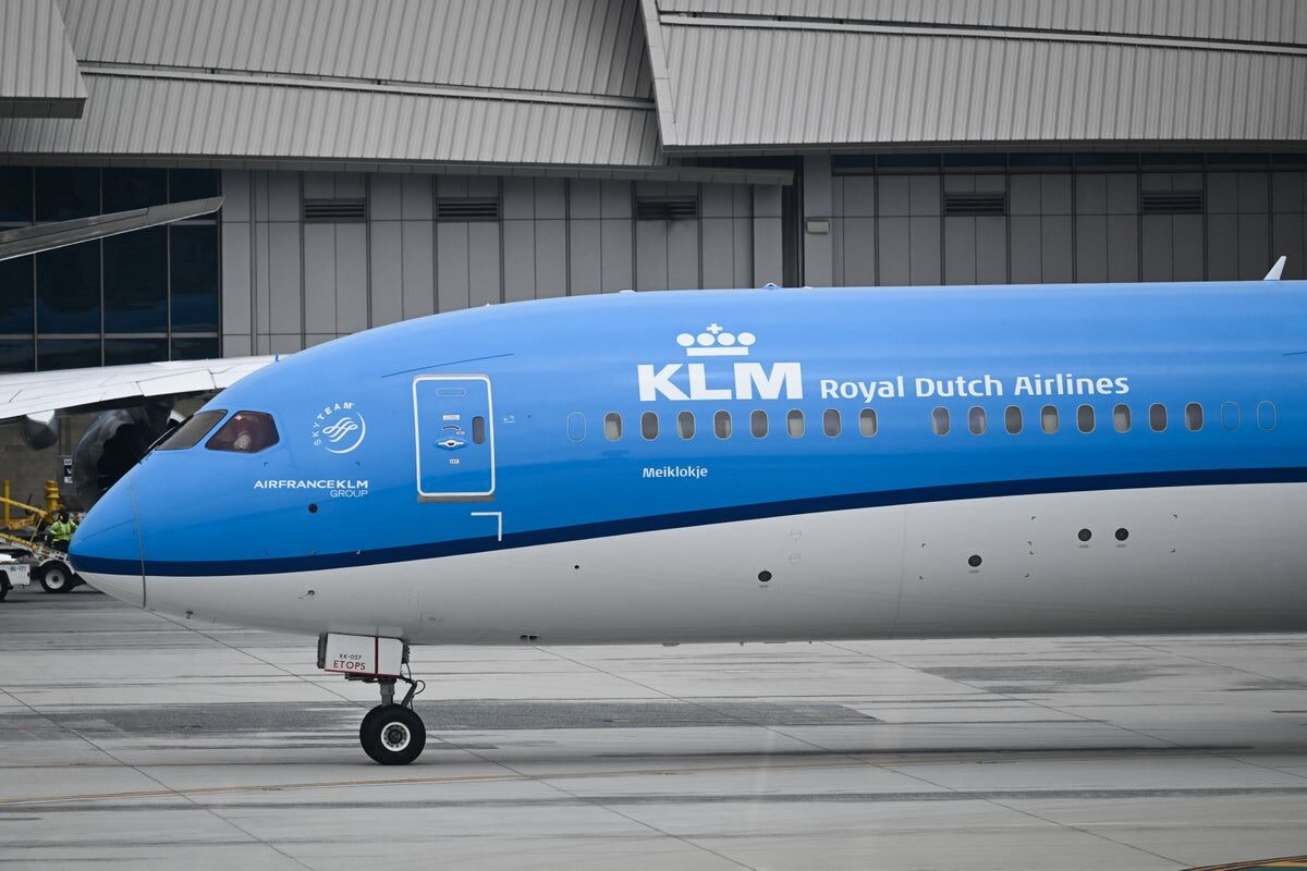 Bilete de avion de 40.000 de lire sterline: O familie, refuzată la îmbarcare de KLM spre Peru