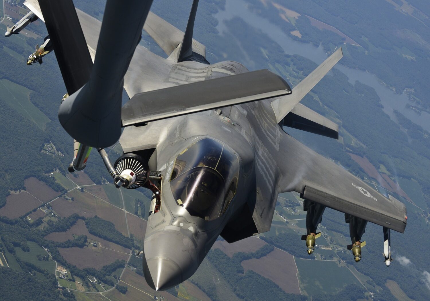 Portugalia confirmă utilizarea bazei din Azore de către avioane americane cu condiția de a evita infrastructura civilă din Iran