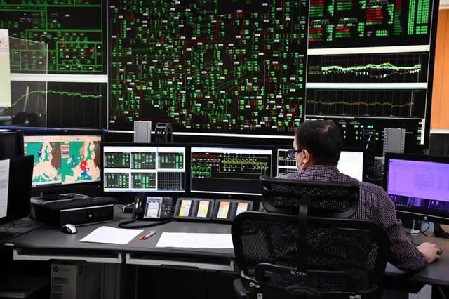 Ministrul Energiei, recunoștință pentru „eroii” din sistemul energetic