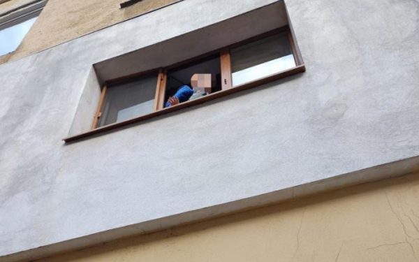 Copil, salvat IN EXTREMIS de polițiștii de la Rutieră, după SOS-ul unui trecător