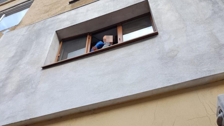 Copil, salvat IN EXTREMIS de polițiștii de la Rutieră, după SOS-ul unui trecător