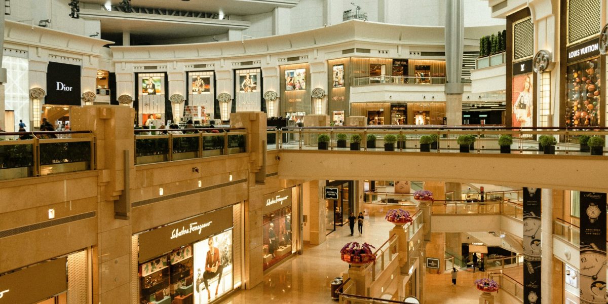Bulgaria, la un pas de România: Scădere LIBERTATE la vânzările în retailul EUROPEAN