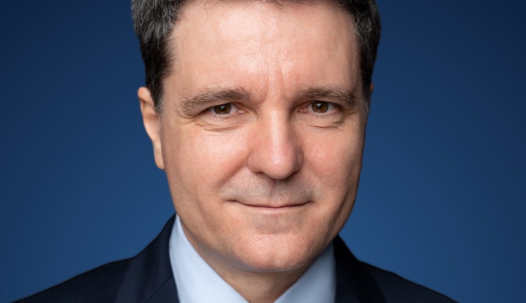 Nicuşor Dan: Criza politică bate la ușă, primarul joacă rolul de mediator
