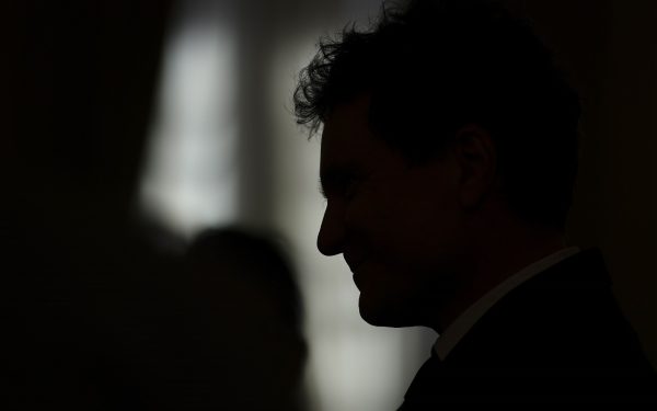 Societatea civilă, atac dur la Nicușor Dan: „Ai ales sistemul, vei fi judecat”