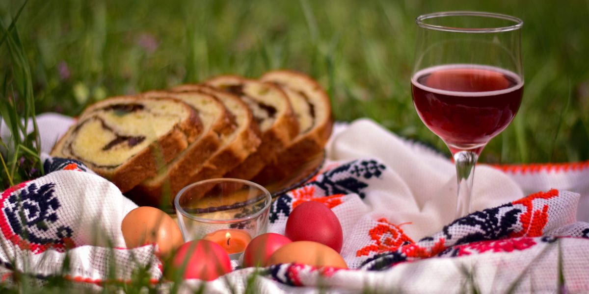 Ce au pus românii pe masă de Paște: Mâncăruri tradiționale în top