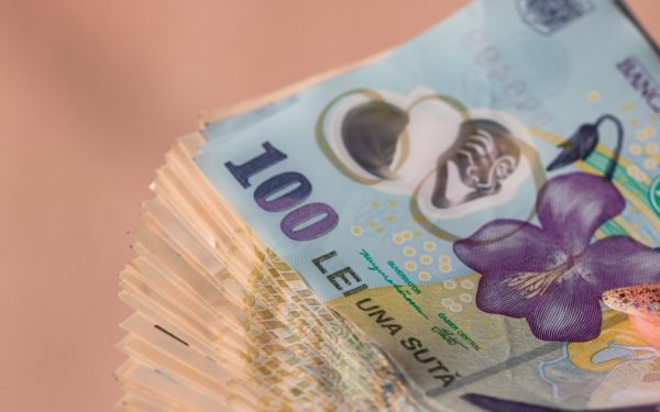 Mită pentru suc: Poliția, acuzată de regie. Filmările cu body-cam, adevăr sau marketing?