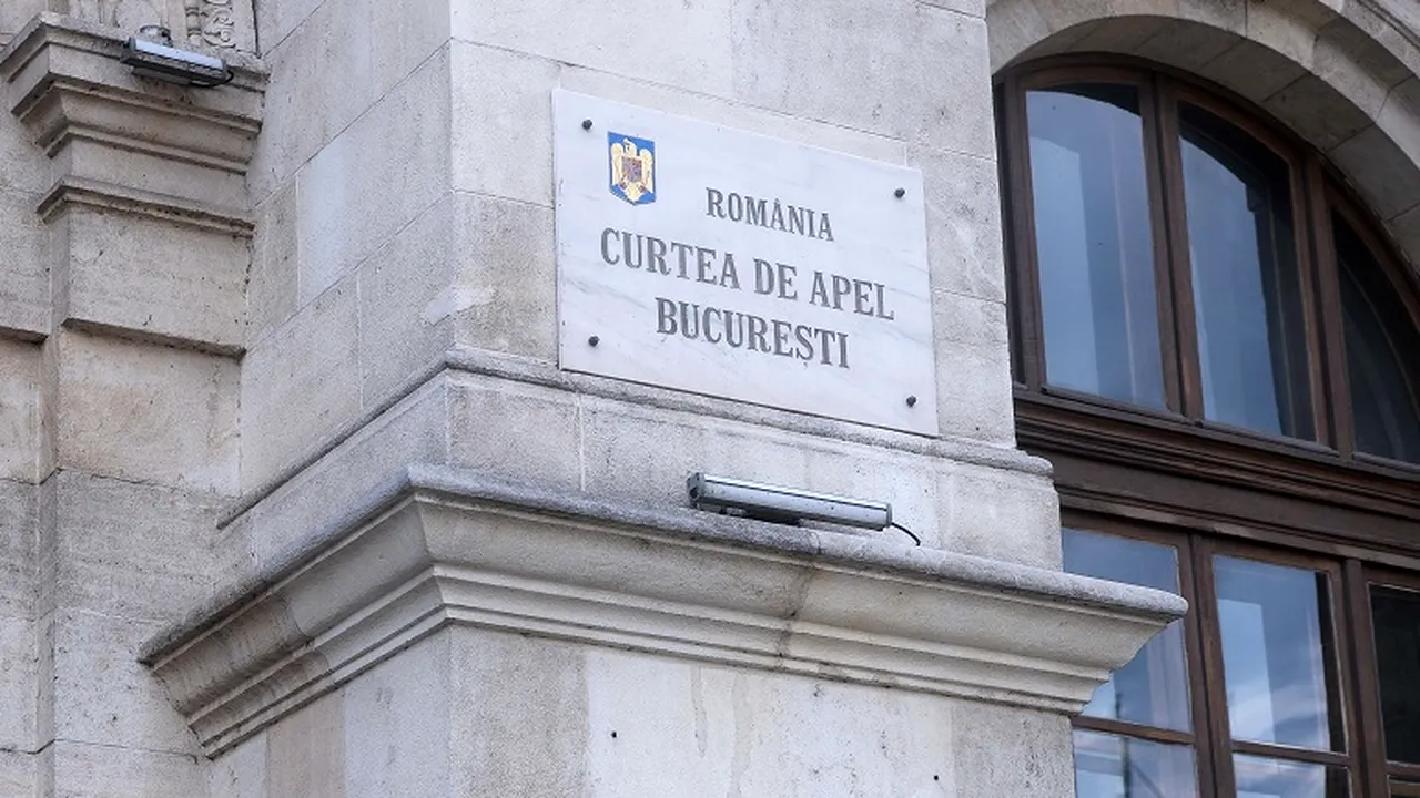 Curtea de Apel București a suspendat decizia CNA de retragere a licenței Realitatea Plus Curtea de Apel București a decis, miercuri, suspendarea executării deciziei Consiliului Național al Audiovizualului (CNA) de a retrage licența postului Realitatea Plus
