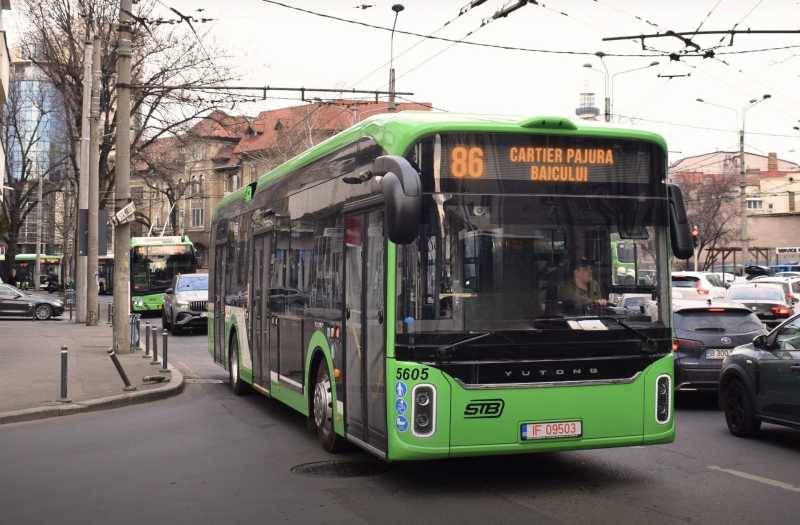 Traseele liniilor 86 și N117 din București vor fi modificate începând cu data de 6 aprilie 2026, ca urmare a deschiderii circulației rutiere pe strada Puțul lui Crăciun