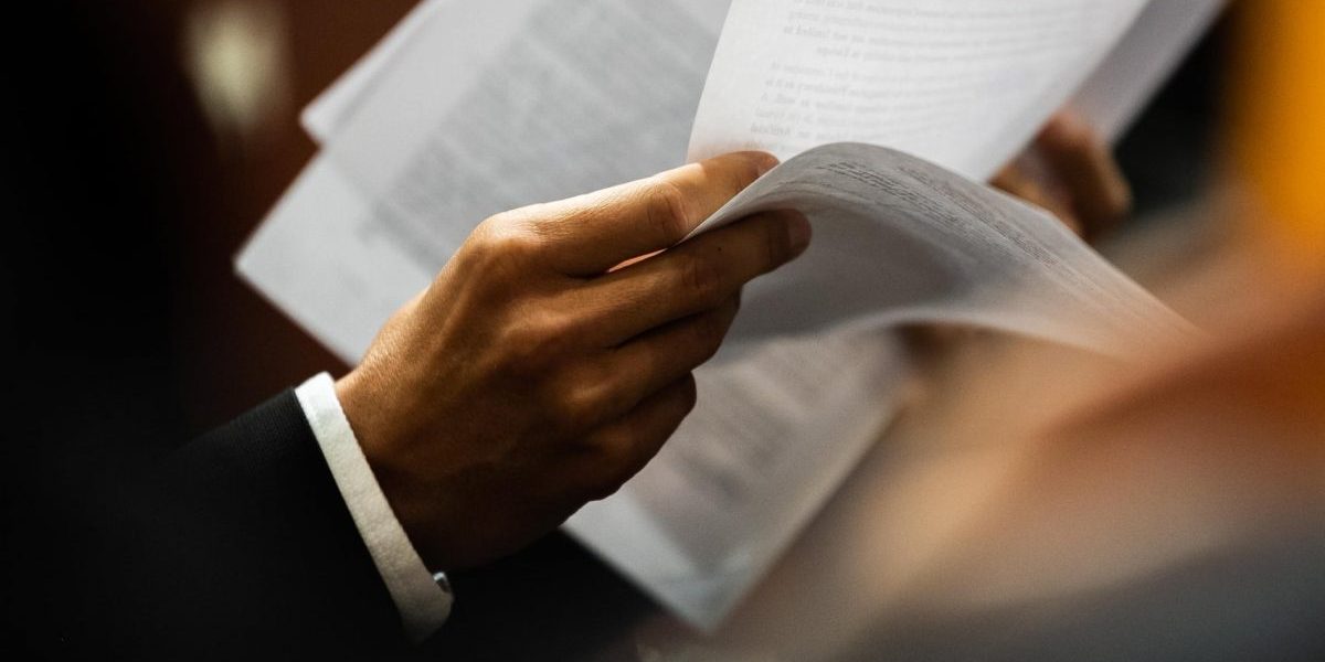 Demisie cu scandal în Grecia: Adjunctul Agriculturii, prins cu diplomă falsă