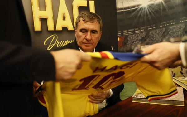 Hagi își alege „secunzii” la Națională. Pleacă un antrenor după 22 de ani de FRF