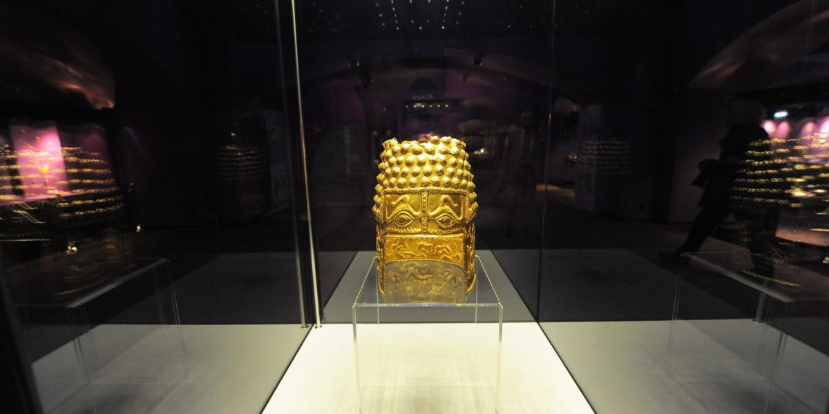 Cât costă intrarea la Muzeul de Istorie? Vezi Coiful de la Coțofenești