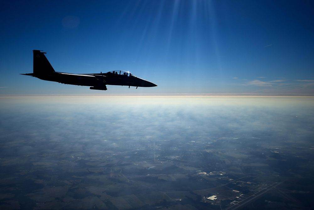 Forțele americane au recuperat cu succes doi militari, după ce avionul lor de luptă F-15E a fost doborât pe 2 aprilie în timpul unei misiuni de luptă în Iran