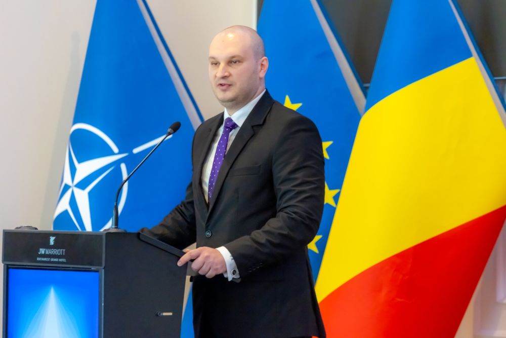 Reprezentanții industriei naționale de apărare cer definirea și implementarea unui proiect național de relansare și dezvoltare a capacităților de producție, adaptat noilor realități de securitate din regiune