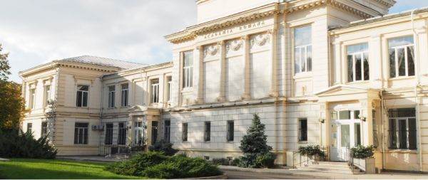 Consiliul Academiei Române se pregătește să aleagă un nou președinte, într-un moment simbolic de aniversare a 160 de ani de la înființare Astăzi marchează un eveniment important în istoria instituției Academiei Române: alegerile pentru postul de președinte al instituției, într-un context simbolic, la 160 de ani de la înființare