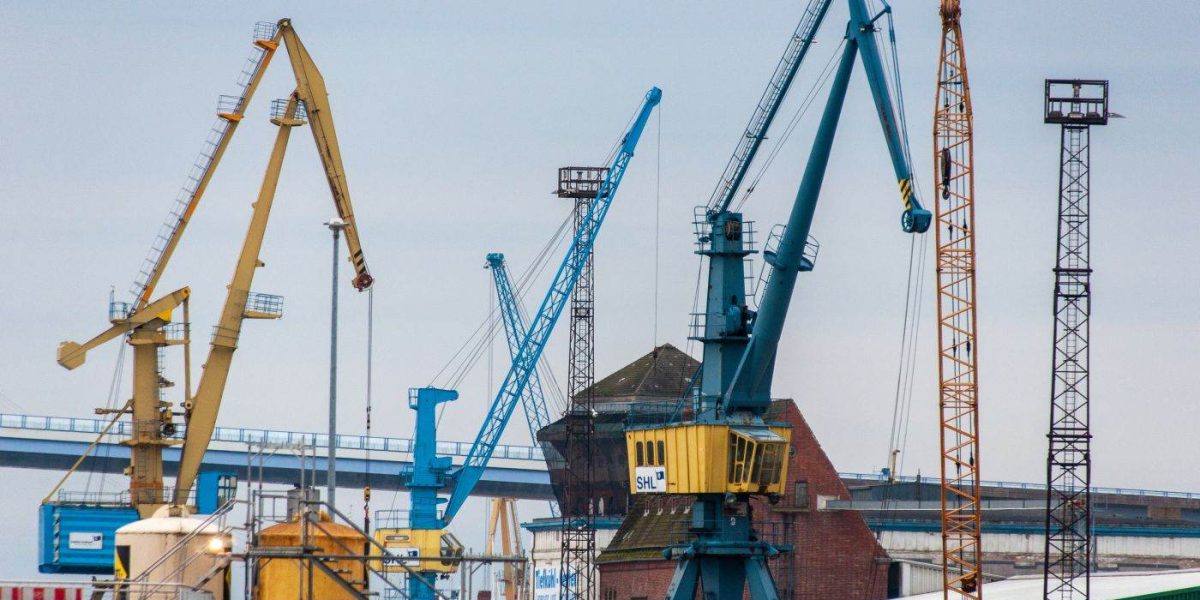 Exporturile CHINEI, lovite de conflictul din Orientul Mijlociu, susține REUTERS