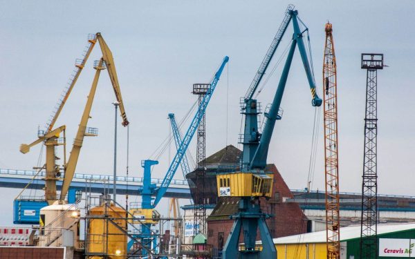 Exporturile CHINEI, lovite de conflictul din Orientul Mijlociu, susține REUTERS