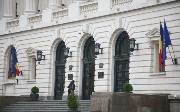 Dobânda overnight, în scădere: Plafonul atins de piața monetară, 5,70%