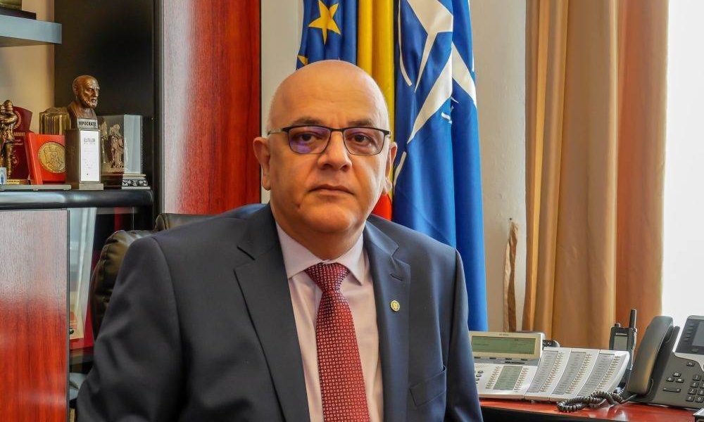 Arafat, audiat de Parchetul Militar pentru achiziția unui elicopter