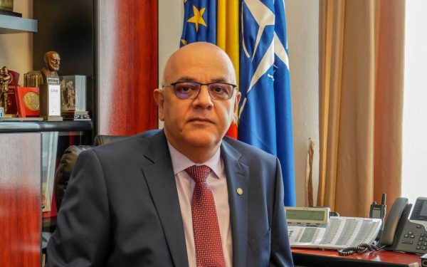 Arafat, audiat de Parchetul Militar pentru achiziția unui elicopter