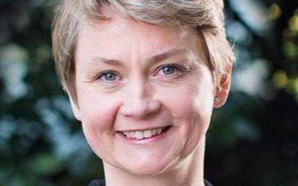 Londra salută extinderea armistițiului și cere negocieri. Reacția MAE britanic