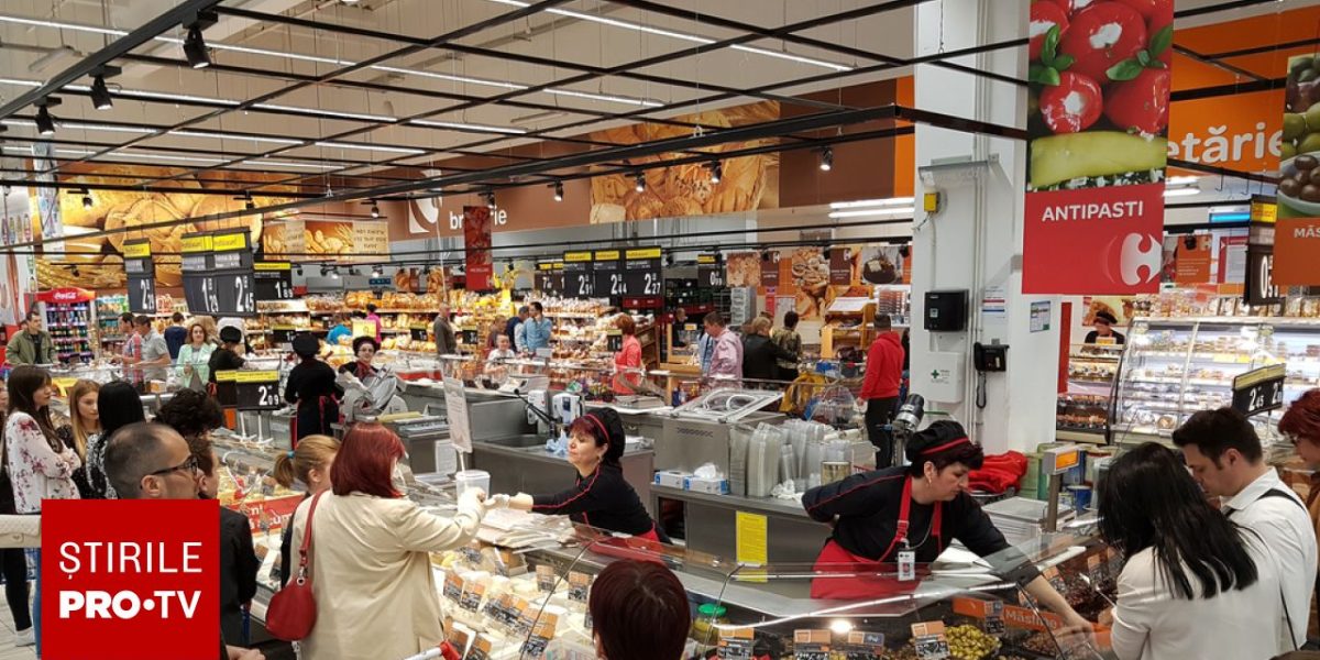 Goana nebună după cumpărături: reduceri de până la 50% înainte de Paște