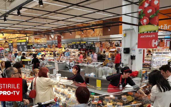 Goana nebună după cumpărături: reduceri de până la 50% înainte de Paște