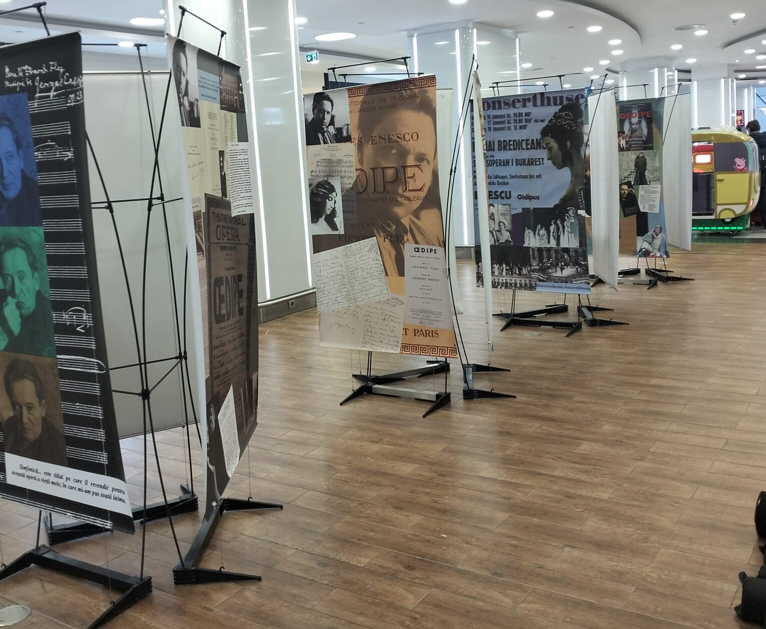 Federația „CulturMedia” cere demiterea managerului Muzeului „George Enescu” după deteriorarea unui bun cultural Federația Națională a Sindicatelor din Cultură și Presă „CulturMedia” solicită demiterea Cristinei ANDREI, managerul Muzeului Național „George Enescu”, în urma deteriorării unui obiect din patrimoniul cultural național