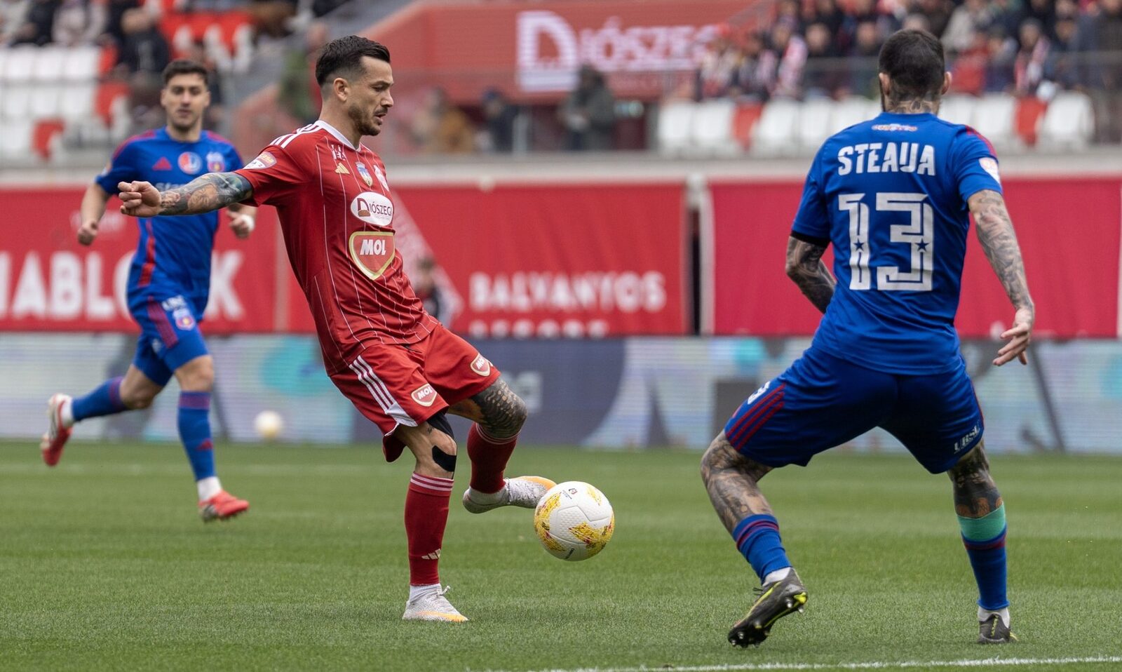 Derapaj în ajun de Paște, pe stadionul cu „Mircea, ia-l și pe el”, după Lucescu