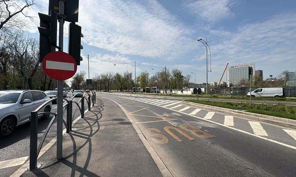 București: Autobuzele, libere pe 58 km! Bancă unică între Arcul de Triumf și Piața Presei