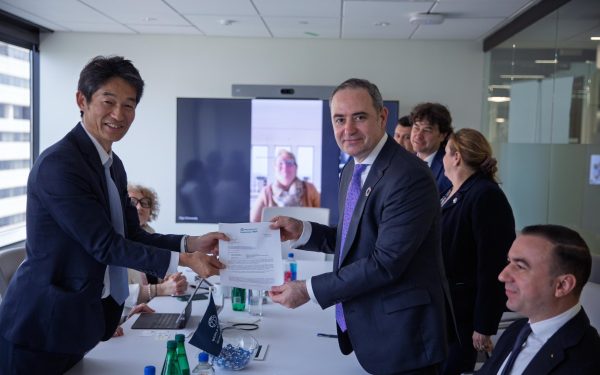 Partenerii externi, cu ochii pe România: Nazare lansează avertismente